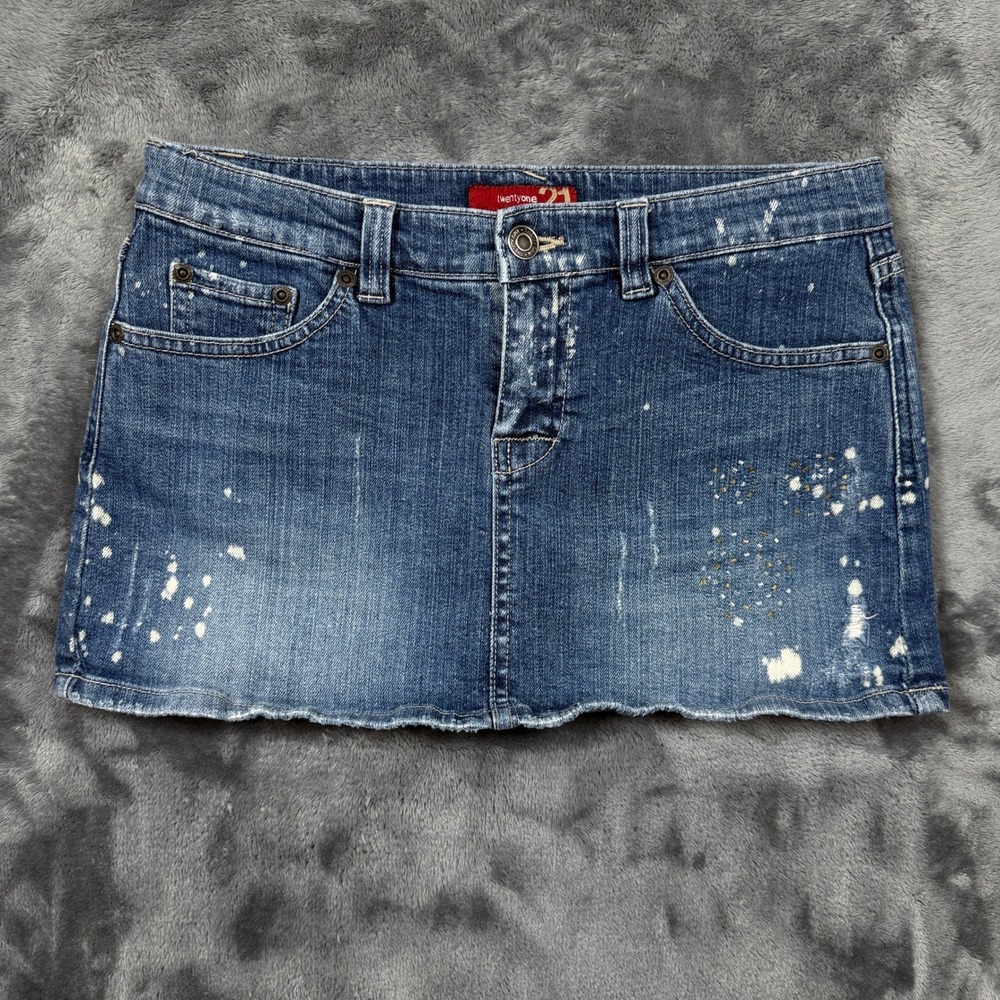 Forever 21 Denim Mini Skirt Womens M Blue Paint Splatter Beaded Distressed Y2K